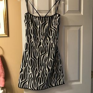 Fun zebra, small sequin Laundry dress!
